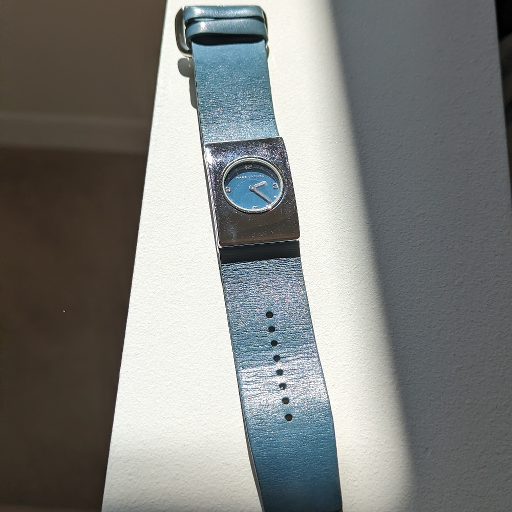 Marc by Marc Jacob Genuine Leather Stainless Steel Watch MBM1069